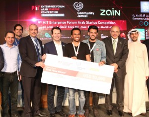 Kuwait's Ghinwa with Zain Group CEO and Zain KSA CEO and Huawei Omar (1)